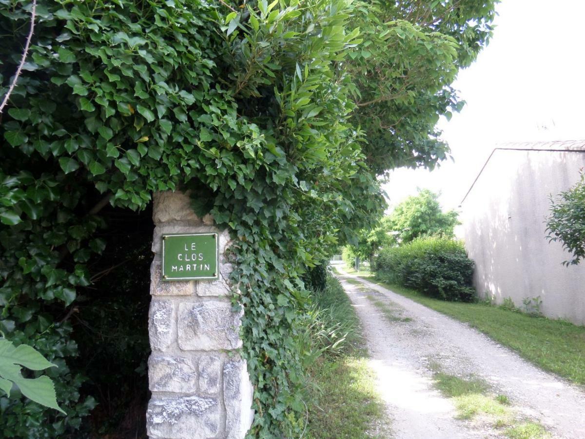 Le Clos Martin Eyragues Eksteriør billede